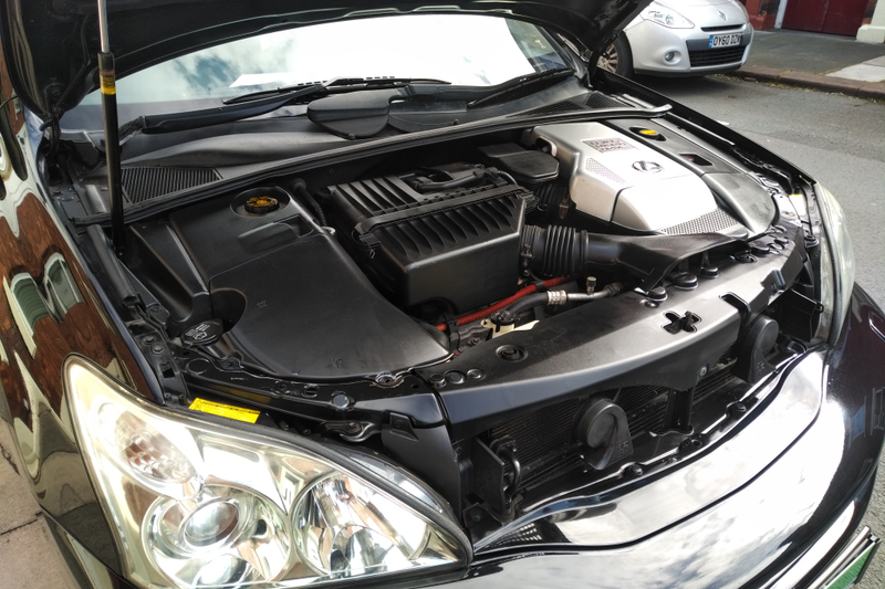 Quick tidy up of the engine bay, nothing fantastic, quick vacuum, cleaned with brushes and cloths and AutoBrite Jaffa Clean and then dressed with 303 Aerospace